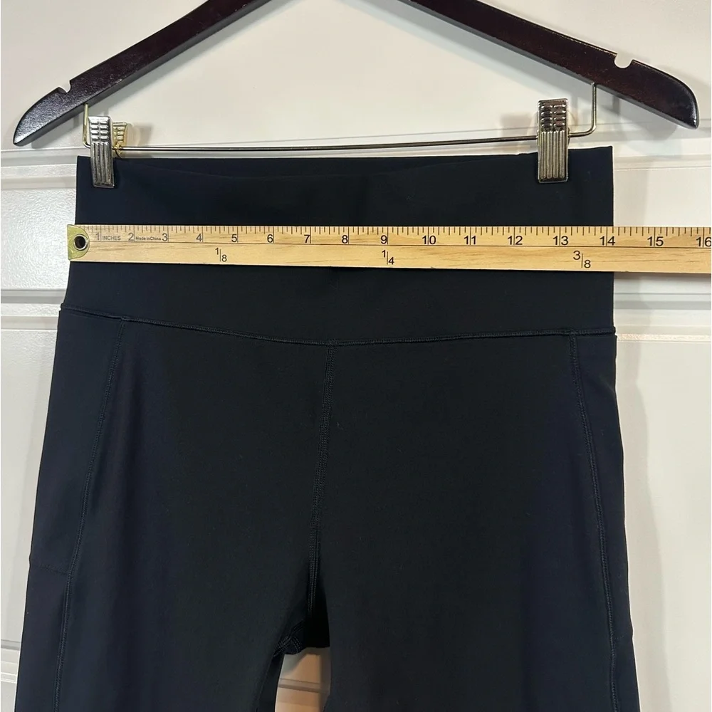 Vuori Women’s Classic Black Studio Pocket Leggings Short Inseam Size Large - Picture 6 of 14